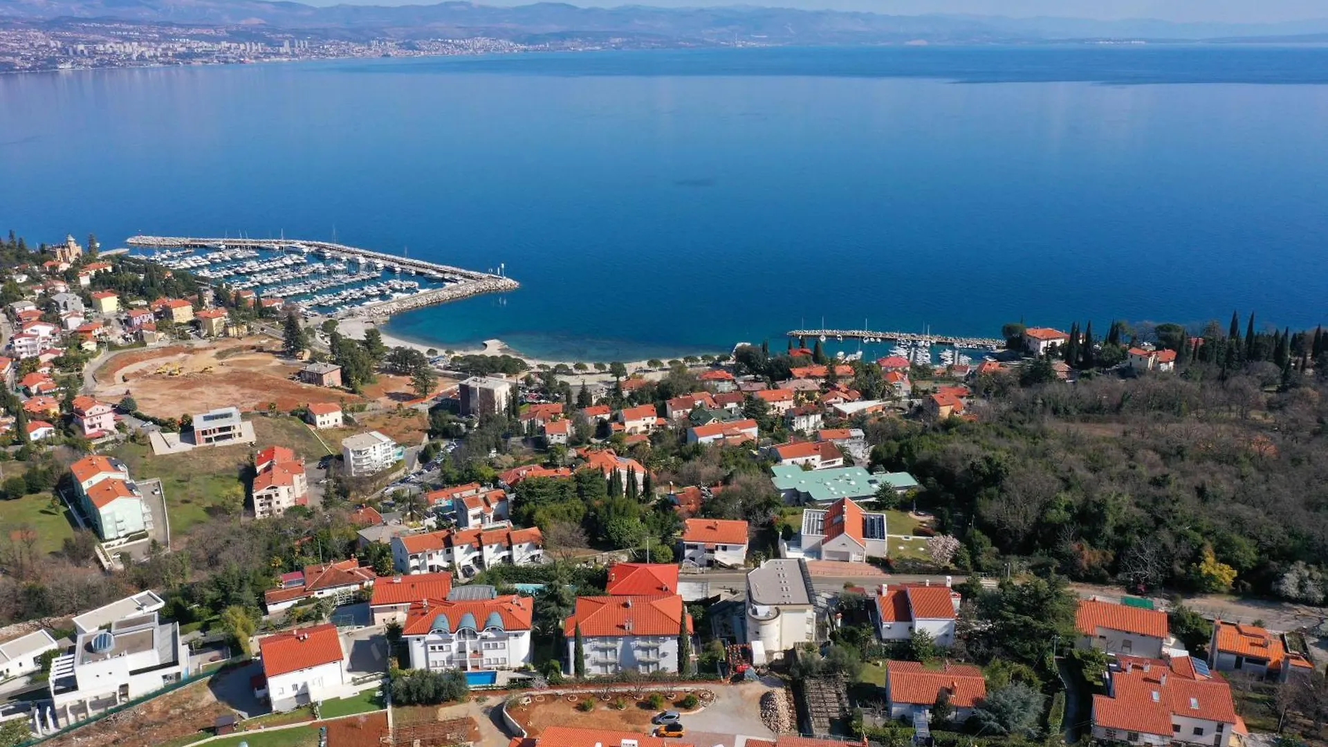 Villa Sunny Icici - Apartment Sea 0*,  Croatia